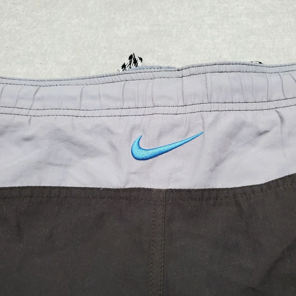 Nike Men Swimwear‎ Medium Black Colorblock Board Shorts Swoosh Logo Drawstring